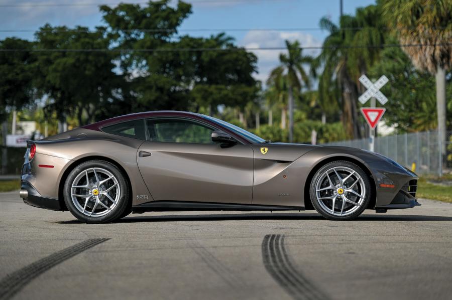  Ferrari F12berlinetta The Grand Tourer (226891) 2017 года  (фото 9 из 31)